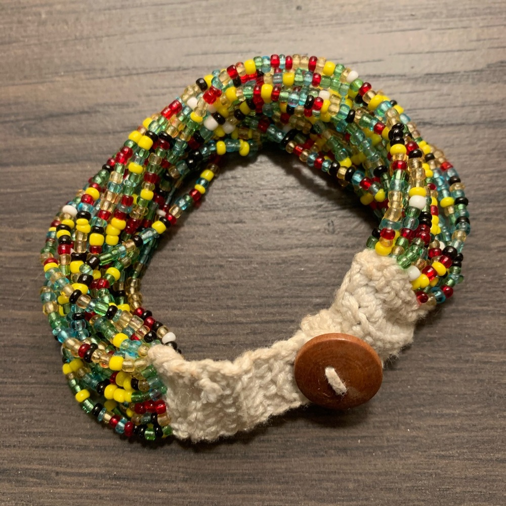 Women’s Multi-color Beaded Bracelet - never worn!